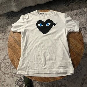 Comme des garson white once worn tee shirt